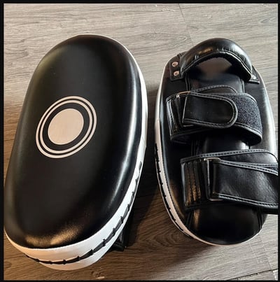 ~子甄彣璟~TR腳靶 拳靶 踢靶 弧形腿靶 拳擊 弓形腳靶 散打 格鬥 武術 側踢 飛踢 訓練靶 運動護具2