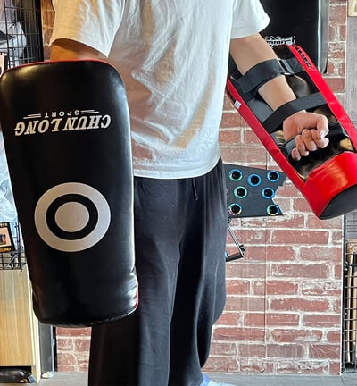 ~子甄彣璟~跆拳道雙飛靶 擊打 實戰訓練 弧形 臂靶 護手式 隔擋靶 側踢靶 格鬥訓練 空手道 腳靶 跆拳道 踢靶3