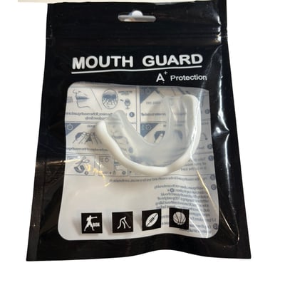 ~子甄彣璟~專業運動牙套 護齒 牙托 食品級 EVA 運動防護 獠牙吸血鬼牙套 籃球 拳擊 格鬥護齒 防撞耐磨4