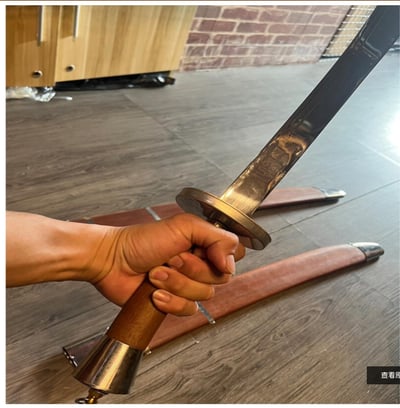 ~子甄彣璟~太極刀 半硬刀 武術刀劍 道具刀劍 武術花刀 含鞘 含刀彩 含刀彩 太極拳 中華武術 表演刀 未開刃2