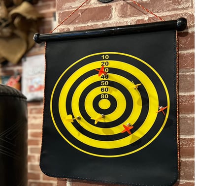 ~子甄彣璟~磁吸式飛鏢組 雙面標靶 磁性飛鏢盤 安全飛鏢 磁鐵飛鏢 飛鏢 露營飛鏢 飛鏢遊戲 射飛鏢 親子遊戲 飛鏢靶3