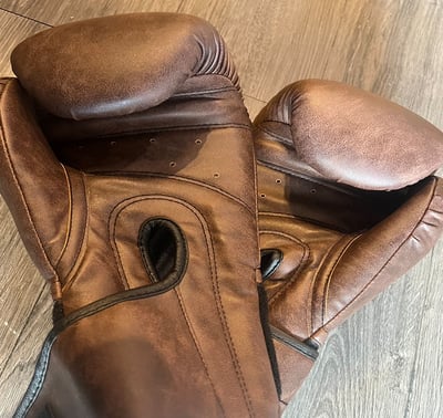 ~子甄彣璟~復古拳擊 拳擊手套 拳套 拳擊 手套 搏擊 散打 泰拳 格鬥散打 健身 運動 武術 打沙包 沙袋 訓練4