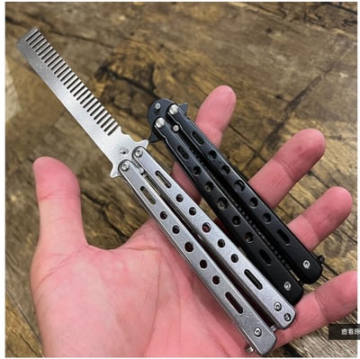 ~子甄彣璟~蝴蝶梳 花式翻轉 甩梳 扁梳 魔法梳 蝴蝶刀梳子 折疊梳 蝴蝶刀造型梳 不鏽鋼梳 梳子 油頭梳 剪髮刀5