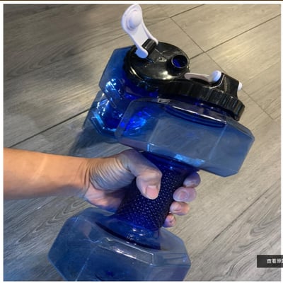 ~子甄彣璟~啞鈴水壺 2200ML 大容量 運動水壺 健身水壺 造型水壺 水瓶 大水瓶 健身 創意啞鈴3