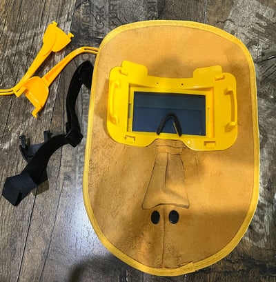 ~子甄彣璟~電焊面具 氬弧焊 電銲帽 電焊面罩 CO2 手電銲 氬銲 氬焊 勞保防護用品 焊工帽 電焊帽 防強光2