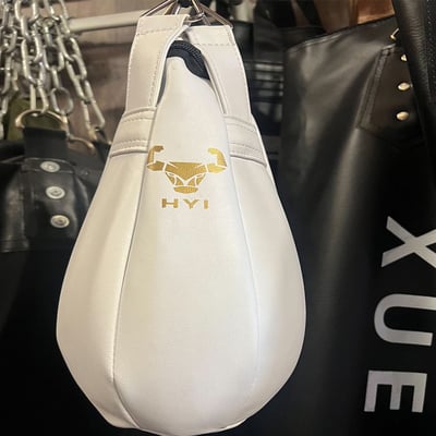 ~子甄彣璟~迷你梨形沙袋 拳擊 小沙袋 閃躲 反映球 反應沙包 吊式家用梨形沙包 拳擊 空心沙包6