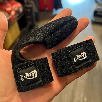 ~子甄彣璟~束竿帶 路亞竿專用 釣魚竿 綁帶 魚竿 護竿套 護竿帽 捲線器 魚輪 水滴輪包 魚輪 保護套9