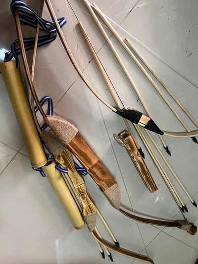 ~子甄彣璟~cosplay 兒童玩具 弓箭 娛樂 親子玩具 親子遊戲 戶外運動 騎馬射箭 射擊訓練 附3支箭 1組箭筒10