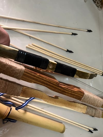 ~子甄彣璟~cosplay 兒童玩具 弓箭 娛樂 親子玩具 親子遊戲 戶外運動 騎馬射箭 射擊訓練 附3支箭 1組箭筒11