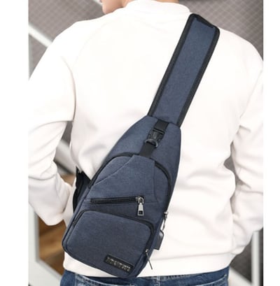 ~子甄彣璟~側背包Mei斜挎包 多功能大容量 斜背包 胸包 旅行包 防潑水 背包 錢包 單肩包 側肩包4