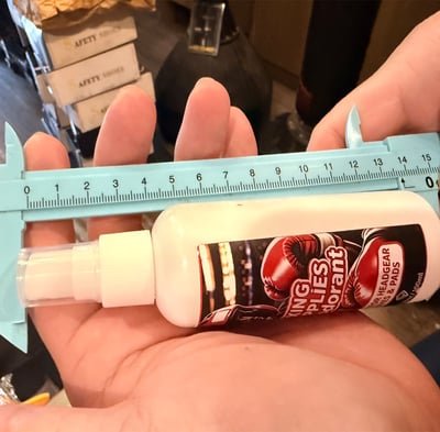 ~子甄彣璟~拳擊手套除臭噴霧 拳套清潔 防臭除菌 拳套 頭套 腳套 拳靶 護具 沙包 清潔液 運動用品專用3