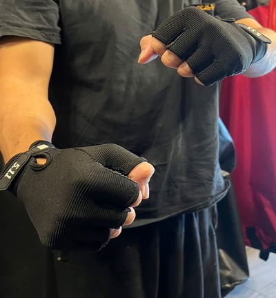 ~子甄彣璟~戰術手套 自行車 騎行手套 戰術半指手套 格鬥手套  軍迷作戰 海豹手套 戰慄 CS 生存遊戲8