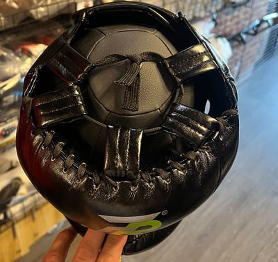 ~子甄彣璟~FRISKY 橫梁拳擊護頭 泰拳 跆拳道 全防護 頭盔 護頭套 拳擊 頭套 散打 防具 護具 運動頭套 頭套5