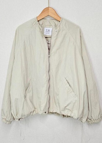 簡約輕磅下抽繩防風外套*3色 K95018