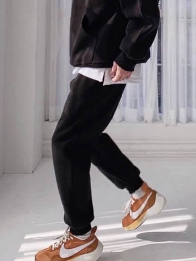 男女適穿-下腳羅紋縮口綿長褲*2色 T7744595