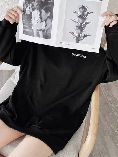 後鯊魚塗鴉英文字母大學T*3色 KB6593