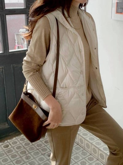 【SALE商品】輕羽絨連帽背心外套*4色 KB110565