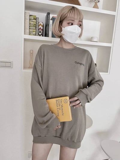 後鯊魚塗鴉英文字母大學T*3色 KB6594