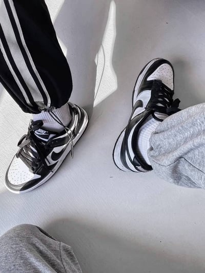 男女適穿-下腳可拉縮口雙線織帶長褲*2色 T7924594