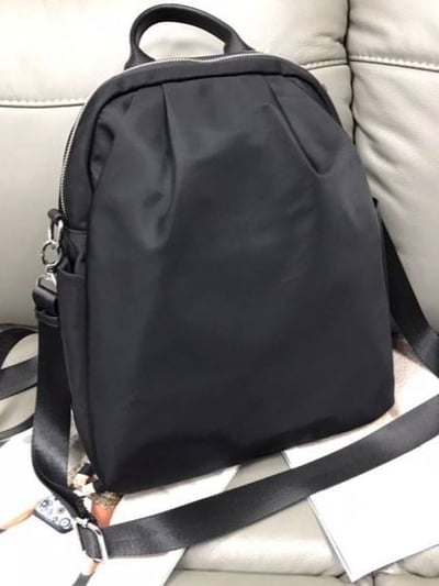 質感極簡防水尼龍後背包*1色 KB1020984