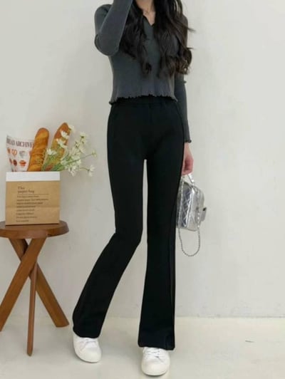 厚磅太空棉側剪接喇叭褲*1色 K9680942