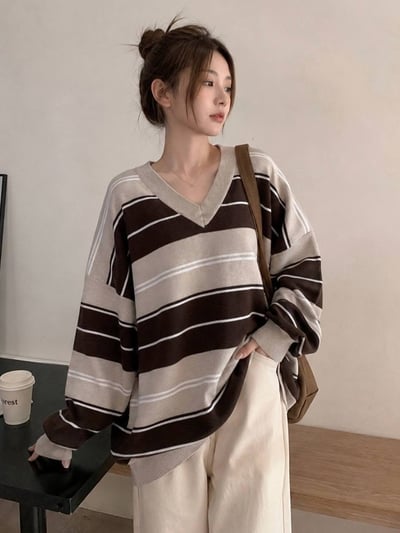 撞色V領條紋寬鬆針織上衣*3色 B119953