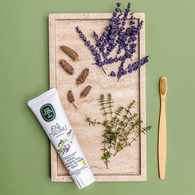 天然薰衣草百里香萃取牙膏3