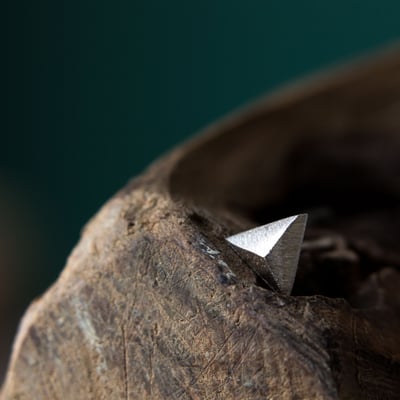 925銀 三角立體拉絲耳飾4