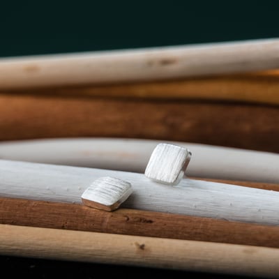 925銀 四角方形拉絲耳飾8