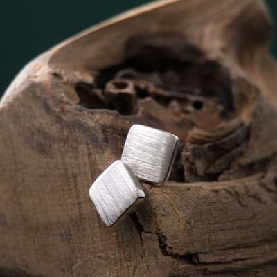 925銀 四角方形拉絲耳飾4