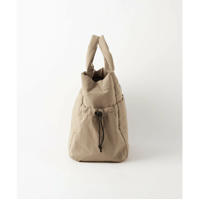 「WEB限定」的 2WAY 潑水托特包23