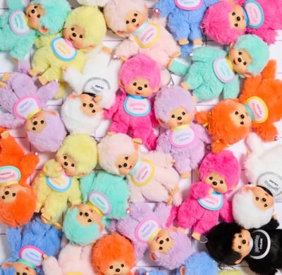 【 Monchhichi 夢奇奇 】 COLORS 繽紛顏色系列娃娃吊飾3
