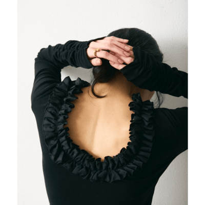 【 Lutim by u 】附罩杯荷葉邊露肩羅紋上衣1