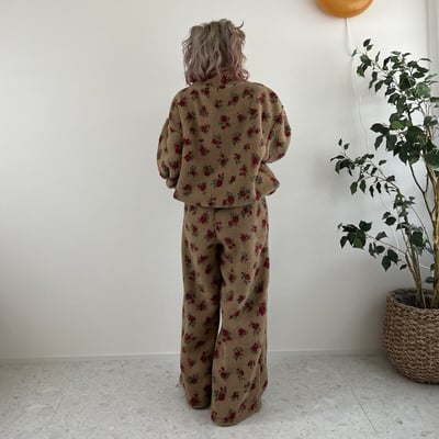 【 思夢樂 x Anano by CutieBeauty 】聯名 復古花卉毛絨半拉鍊 Anorak 上衣  8/9 收單截止5