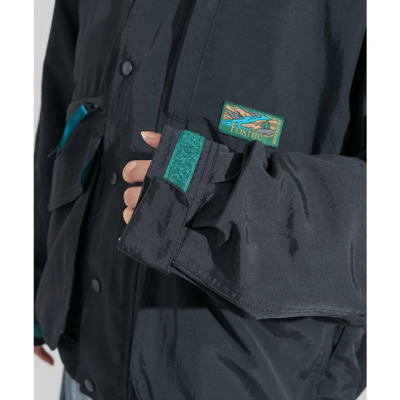 【 FREAK'S STORE 】別注 New Destination 女款尼龍外套21