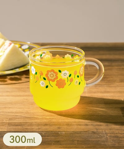 【 3COINS 】昭和レトロ調 帶把手疊放玻璃馬克杯 300ml1
