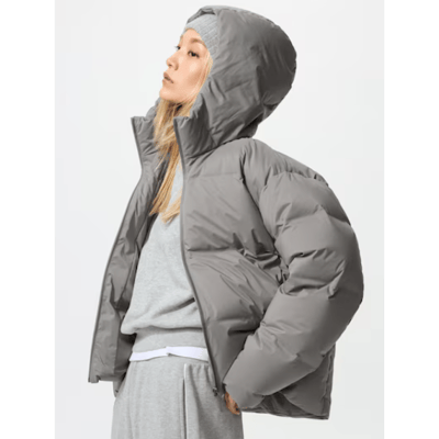 【日本UNIQLO感謝祭】無縫羽絨連帽外套1