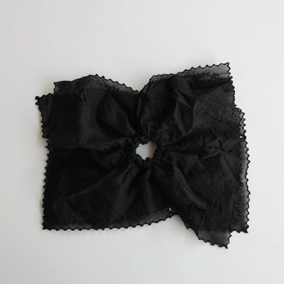 【日本直送 】刺繡蕾絲大腸髮圈2