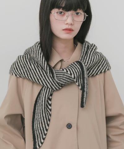 【 SMELLY 】26AW 條紋三角針織圍巾2
