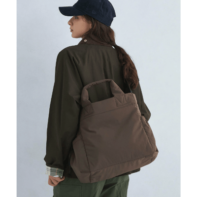 「WEB限定」的 2WAY 潑水托特包10