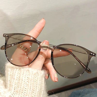 【日系品牌 】紫外線自動變色的UV調光太陽眼鏡6