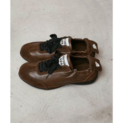 【 MARY QUANT 】麂皮感抓皺運動鞋6