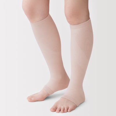 【 MUJI 】女款足尖開口漸進式加壓膝下襪5