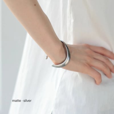 【 mako ROOM 聯名款 】N236 醫療鋼波浪手環4