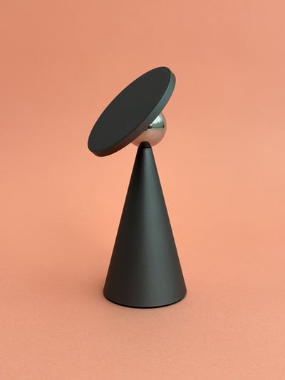 （預購）LYCKA Till香檳磁吸手機座9