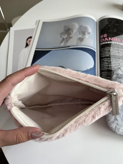 （現貨）韓國 masmarulez｜毛絨絨收納包2