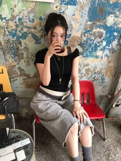 j10 斜肩設計質感上衣（3colors）9