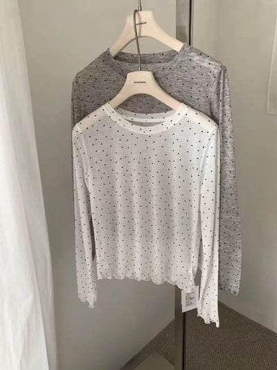Gz84 捲邊點點打底上衣（2colors）1