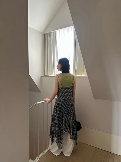 Gz82 不規則格紋細肩ops（2colors）2