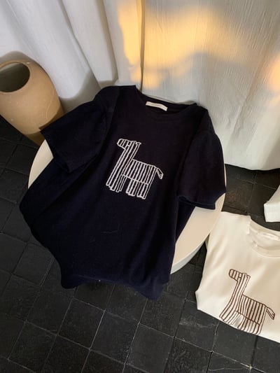 Gz68 刺繡小馬百搭上衣（3colors）6